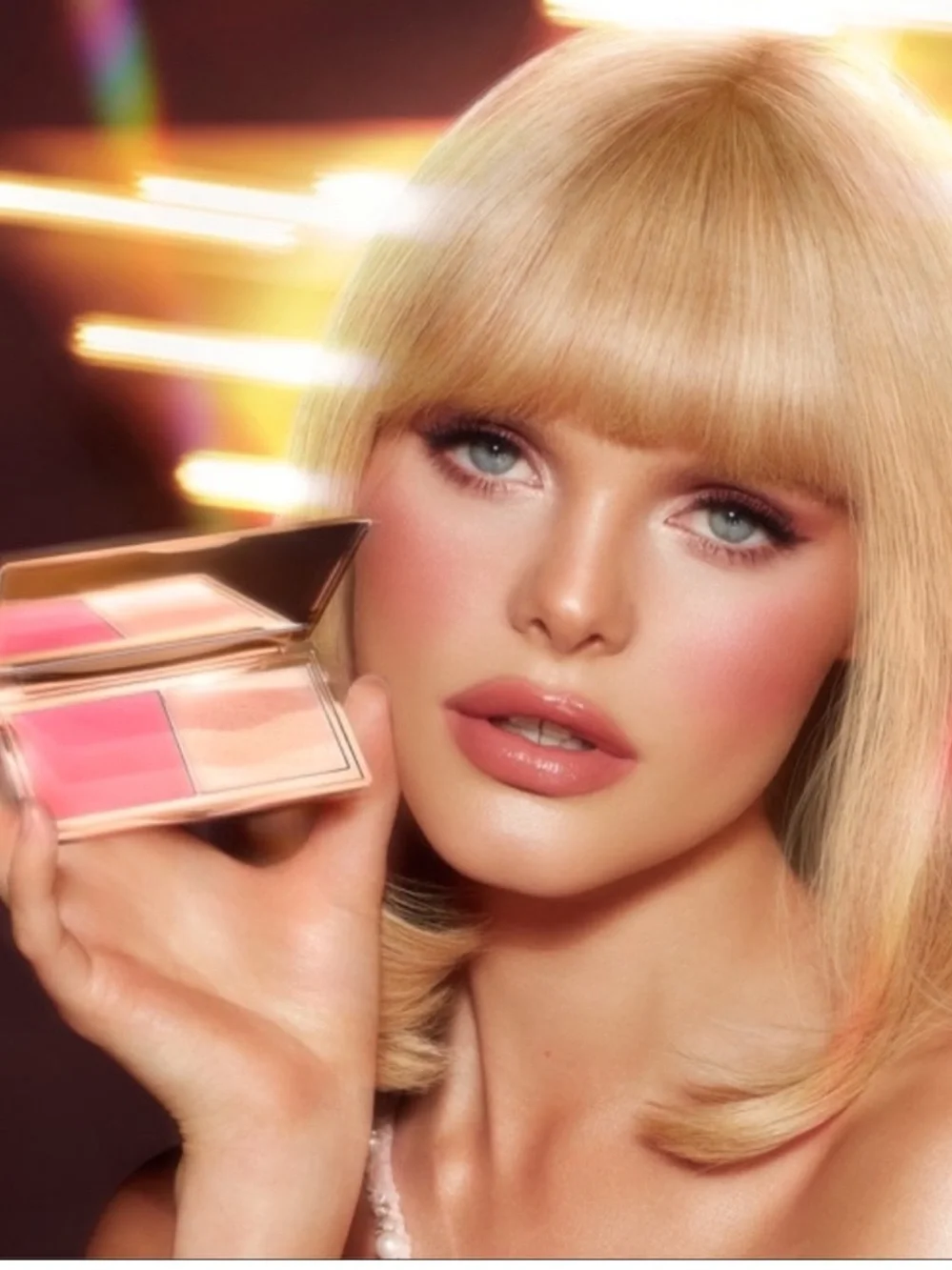 CHARLOTTE TILBURY MINI HOLLYWOOD BLUSH & GLOW PALETTE;—FAIR-MEDIUM